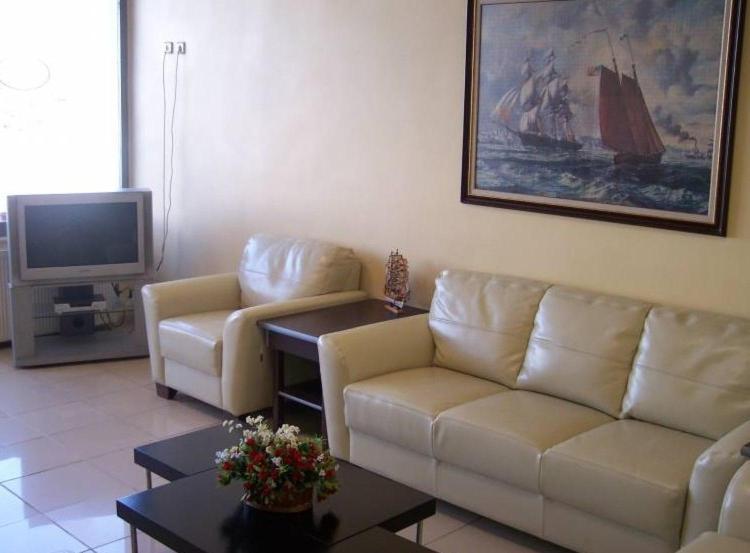 Yasar Hotel Sultandagi Ngoại thất bức ảnh